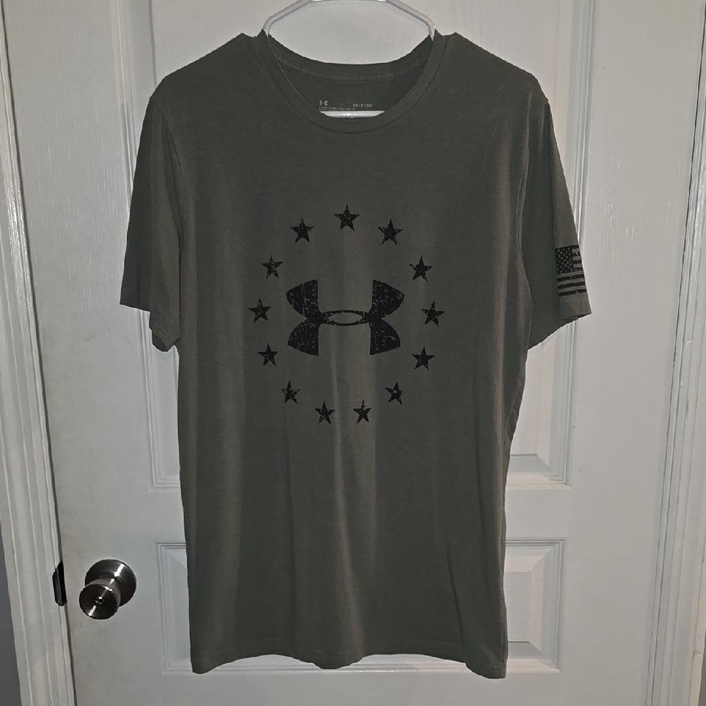 Under Armour Men's Small Green Short Sleeve Tee